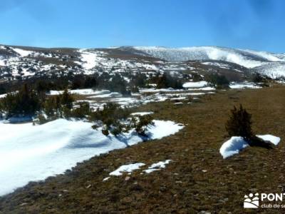 Valdebecerril - Pueblos Negros; viajes a medida; andar rápido;pirineo navarro